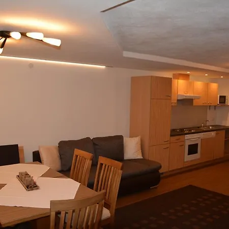 Dolomitenheim Apartment